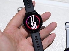 Samsung ra mắt chiếc đồng hồ Galaxy Watch Active 2 phiên bản Under Amour 
