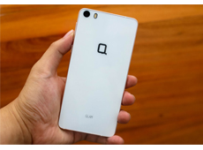 [Trên tay] Q-Glam - Smartphone tầm trung đầu tiên của Q Mobile
