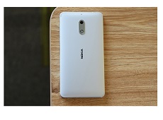 Vừa xuất hiện, Nokia 6 màu bạc đã khiến các tín đồ công nghệ phải “xuýt xoa”
