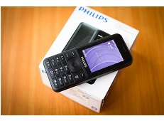 [Mở hộp] Philips E180 - Điện thoại phổ thông pin khủng, kiêm sạc dự phòng của Philips