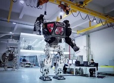 Robot chiến đấu đang được Hàn Quốc phát triển