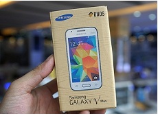 Sốc với giá của Galaxy V Plus smartphone rẻ nhất của Samsung