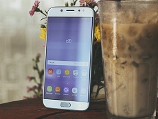 Mua Galaxy J7 Pro trợ giá lên đến 2 triệu đồng trong chương trình Super Combo 4G