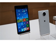 Hình ảnh thực tế bộ đôi smartphone cao cấp Lumia 950 và 950 XL