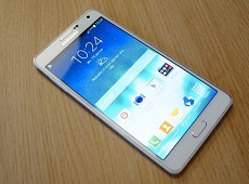 Samsung Galaxy A7: Smartphone nên mua giá chưa tới 9 triệu đồng