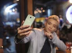 Soobin Hoàng Sơn chụp đêm bằng Galaxy J7 Pro, ảnh đẹp ngoài sức tưởng tượng