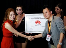 Bất ngờ khi Mỹ Tâm làm đại sứ thương hiệu cho Huawei