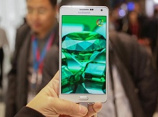 Đánh giá Galaxy A7- Thiết kế mỏng thời trang của Samsung