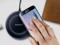 Đế sạc không dây của Samsung sắp có thể sạc song song 2 thiết bị