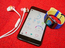 Đồng hồ thông minh Fitbit Ionic: Chiếc Apple Watch với thời lượng pin dài hơn