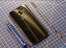  “Phẫu thuật” Galaxy S7 xem rõ hệ thống tản nhiệt bằng chất lỏng