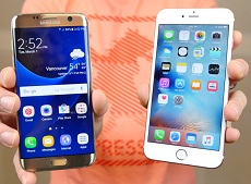So sánh độ bền với màn thả rơi Galaxy S7 Edge và iPhone 6s Plus