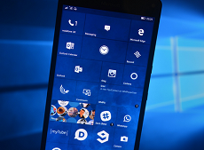 Microsoft cay đắng thừa nhận hệ điều hành Windows Phone không thể cạnh tranh được với Android và iOS