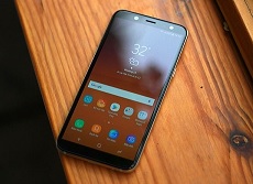 Những hình ảnh thực tế Galaxy A9 Star Lite đầu tiên đã lộ diện