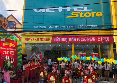 Mừng khai trương siêu thị Viettel Store tại Đà Nẵng, điện thoại giảm đến 2 triệu đồng