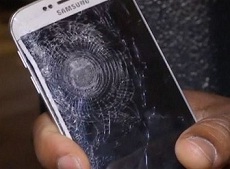 Galaxy S6 Edge cứu mạng một người dân trong vụ tấn công khủng bố tại Paris