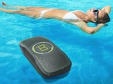 Các mẫu loa Bluetooth chống nước tốt nhất hè 2016