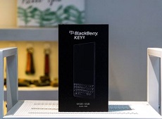 Mở hộp BlackBerry Key2: chip Snapdragon 660, phiên bản 2 SIM với 64GB ROM và 6GB RAM