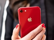 Mở hộp iPhone 8 màu đỏ: màu không mới nhưng vẫn long lanh