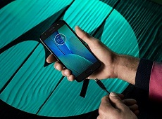 Motorola ghi điểm với màn ra mắt Moto G5S Plus