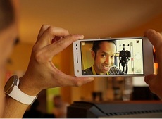 Lenovo Vibe S1 Lite - smartphone dành cho tín đồ selfie