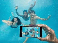 5 dòng smartphone chống nước tốt nhất hè 2016