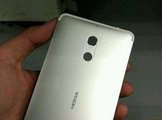 Điện thoại Android mới của Nokia lộ ảnh thiết kế độc lạ