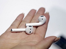 Không lời giải thích, Apple đột ngột hoãn bán tai nghe không dây AirPods