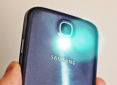 Bí kíp tạo đèn flash nhấp nháy khi có cuộc gọi Android cực độc đáo