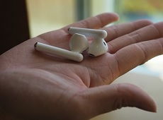 Trên tay Huawei FreeBuds 3: Tai nghe không dây đẹp ngang AirPods chống ồn, giá rẻ