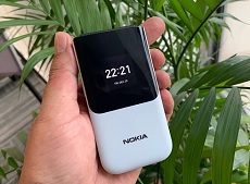 Trên tay Nokia 2720 Flip: Điện thoại nắp gập mang lại cảm giác hoài cổ