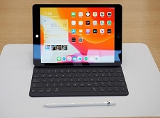 Trên tay iPad 2019: Màn hình lớn hơn, giá hợp lý hơn